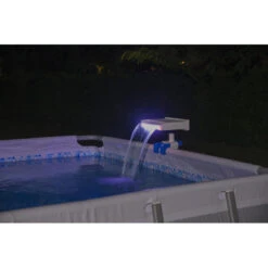 Cascade LED Multicolore Bestway -Promos Maison Piscine Boutique cascade lumineuse bestway 2