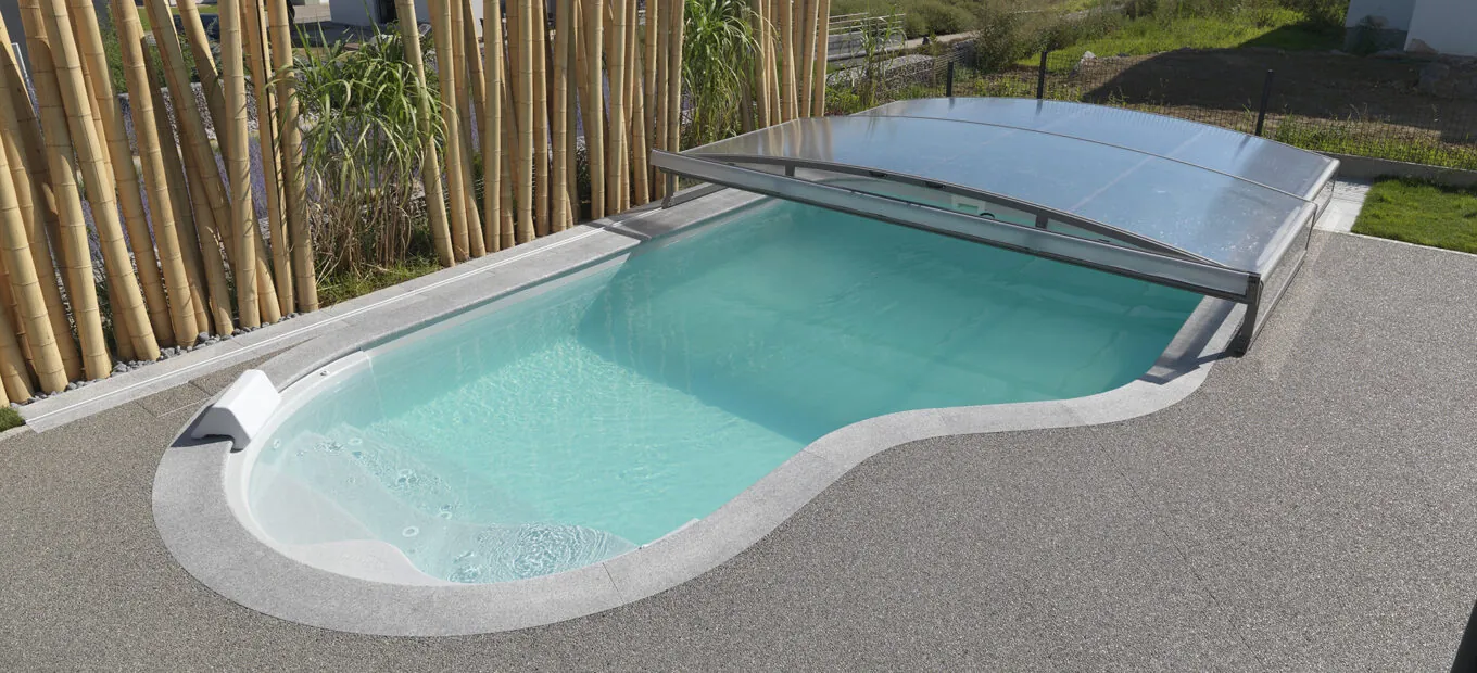 Promos Maison Piscine Boutique -Promos Maison Piscine Boutique abri piscine telescopique bas 1 0 1360x620 1